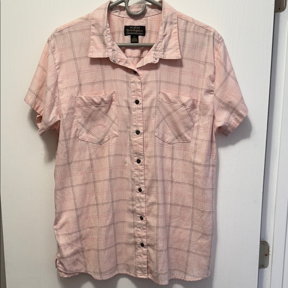 Noble Outfitters Pink Plaid Women’s Button-Up Shirt Size XL